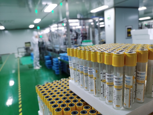 Tubo superior amarillo del activador del coágulo del gel