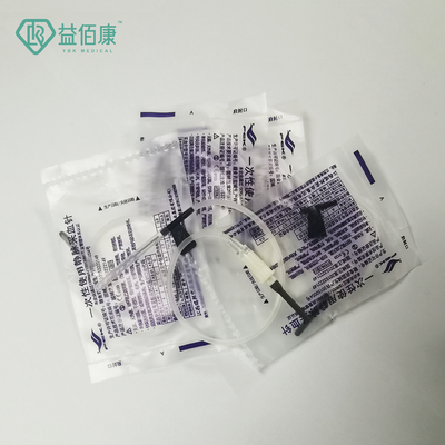 aguja de la mariposa de la colección de la sangre del negro 22G con un Wing Individual Package