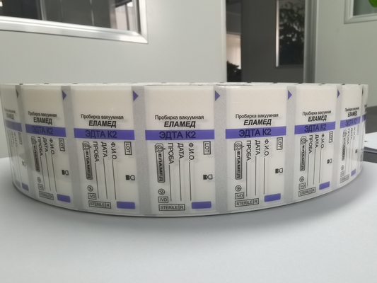 Etiquetas modificadas para requisitos particulares del tubo de la sangre con el código de barras y el oído desgarrable 32*8.5m m