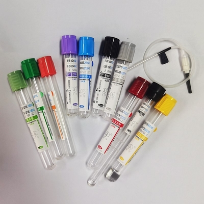 Estantes del tubo 12/18 de la muestra de sangre del EDTA del vacío por el añadido del cartón 3.2mg/ml